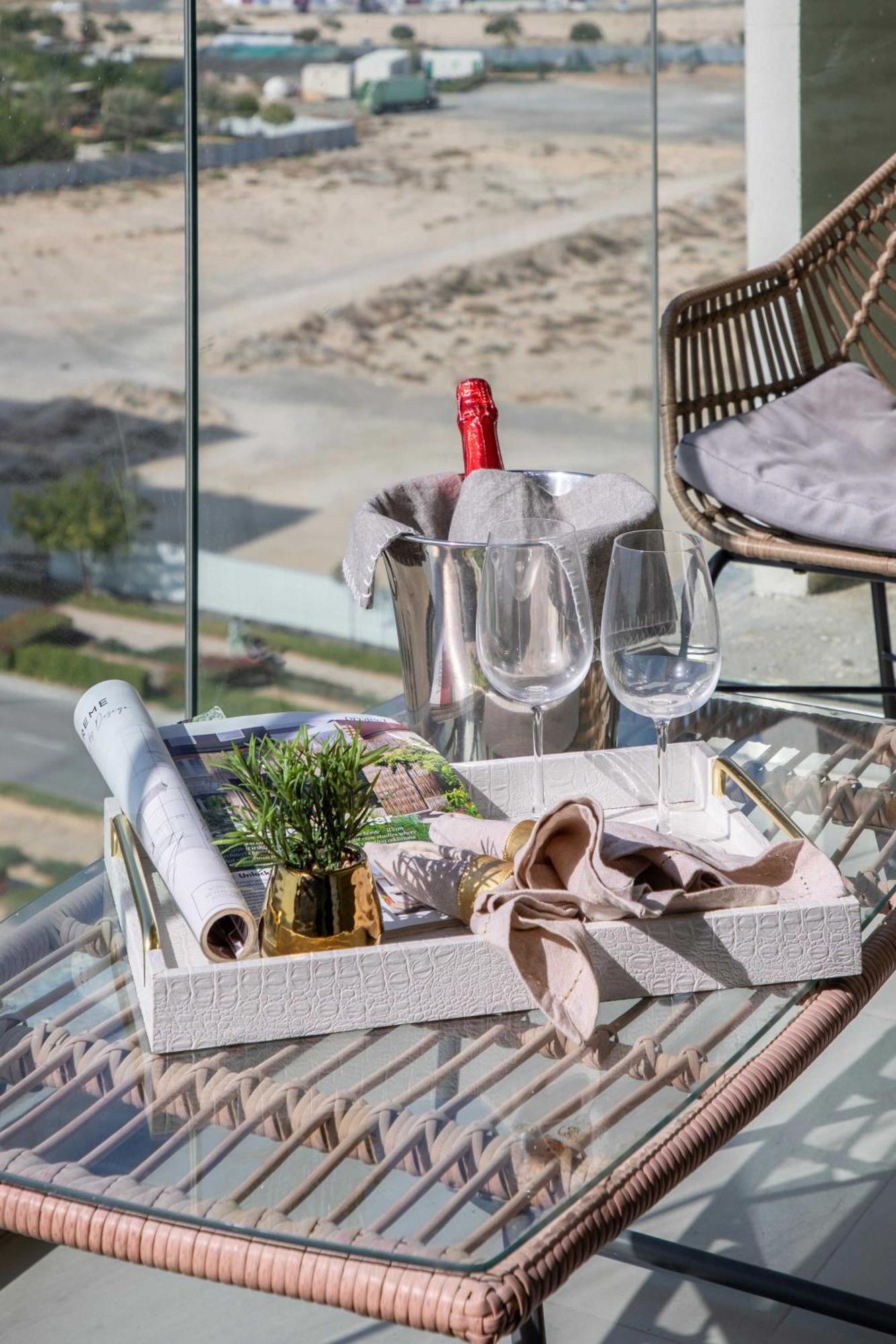 Frank Porter - The Pulse Residences Dubai Ngoại thất bức ảnh